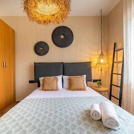 Nyaraló Orange Tree