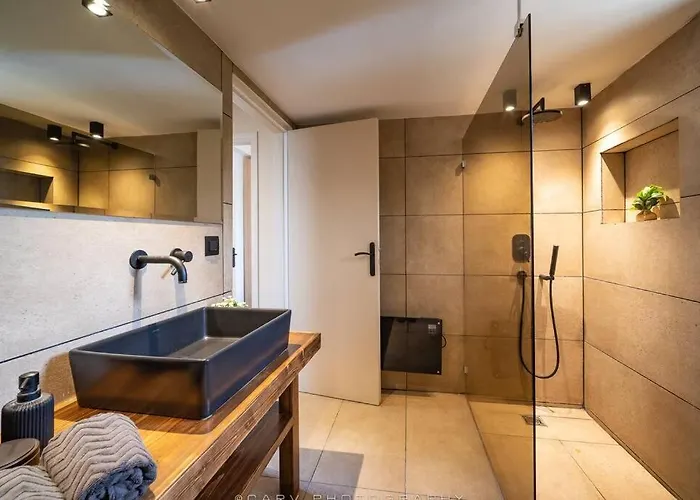 Orange Tree Porto Heli